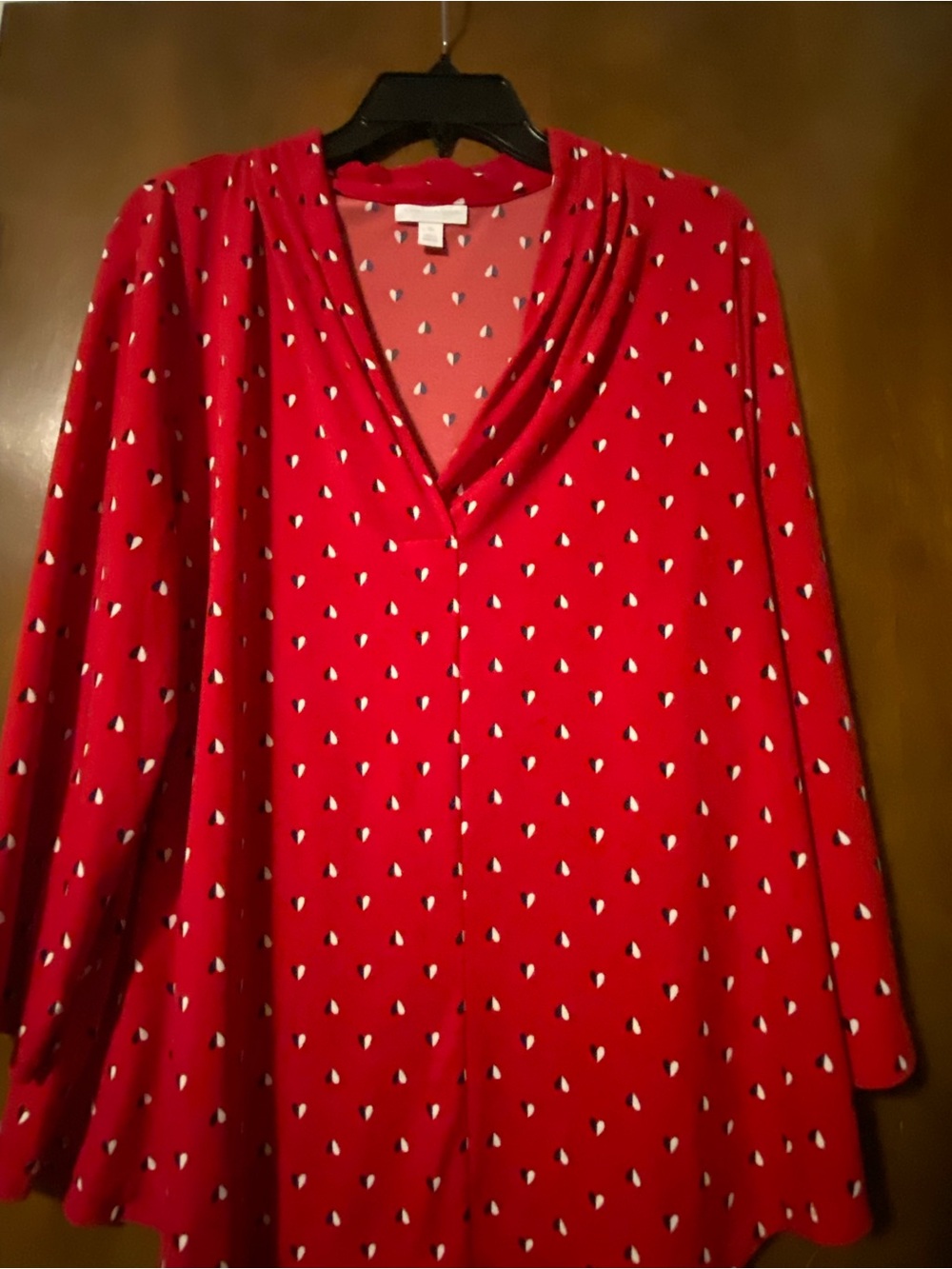 Charter Club Red V-Neck Long Sleeve Tunic with White and Black Teardrop Print